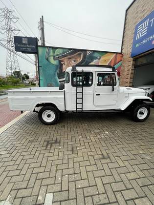 TOYOTA BANDEIRANTE 3.7 BJ55LP-BL 4X4 CS DIESEL 2P MANUAL TOYOTA BANDEIRANTE 3.7 BJ55LP-BL 4X4 CS DIESEL 2P MANUAL